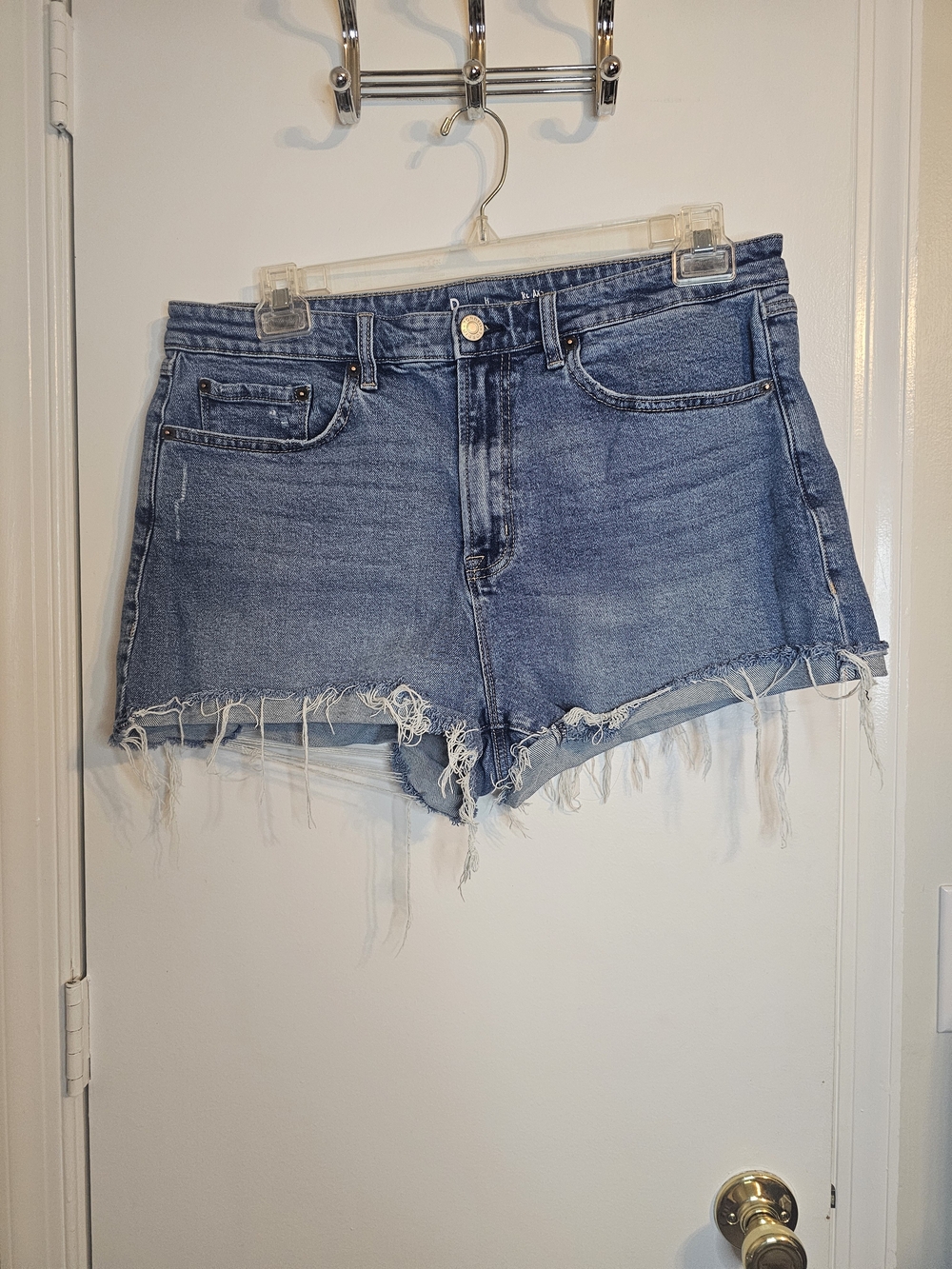 TORRID Women's Distressed Denim Shorts